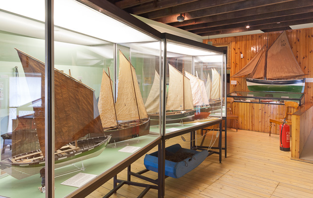 Days of Sail Gallery with models of sailing fishing boats